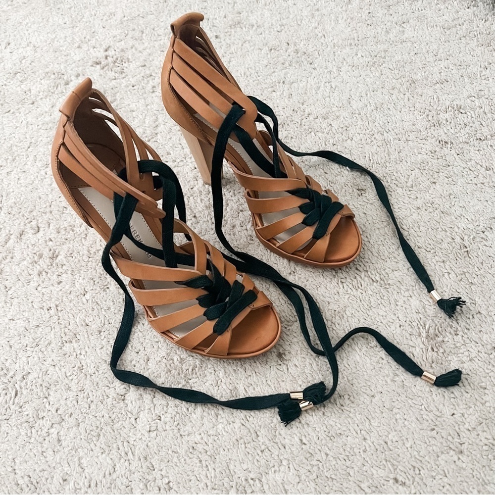 Derek Lam Size 7 Light Brown Lace Up Cage 4” Wood Cone Heel Sandals Like New - Picture 11 of 11